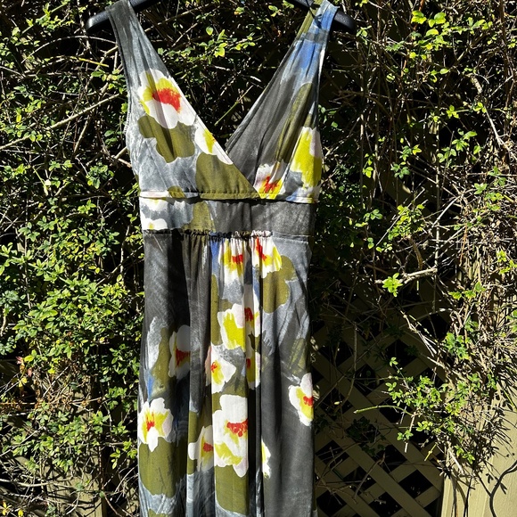 Tristan Dress - Picture 2 of 16